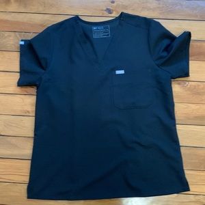 Figs scrub top black
